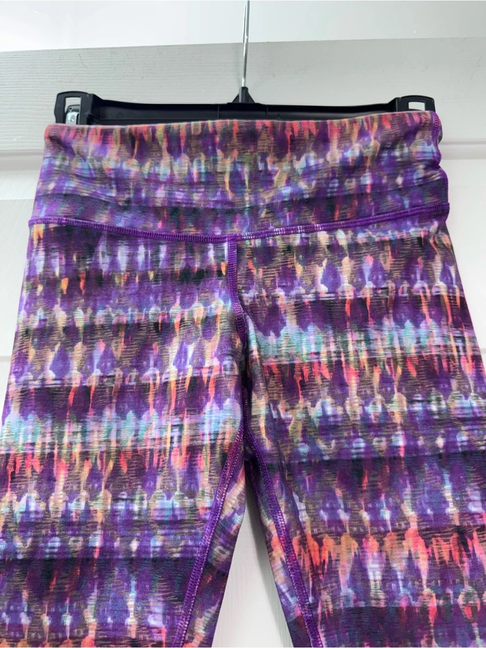 ALO Yoga Purple Multicolor Patterned Leggings